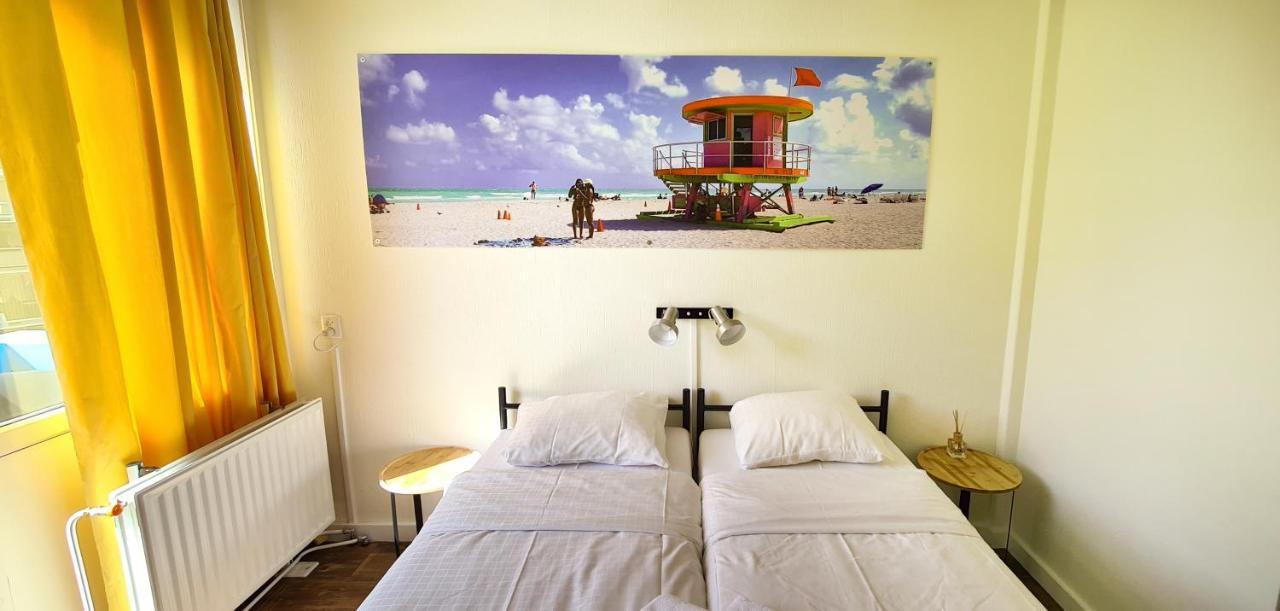 The Flying Pig Beach Hostel Noordwijk Kültér fotó